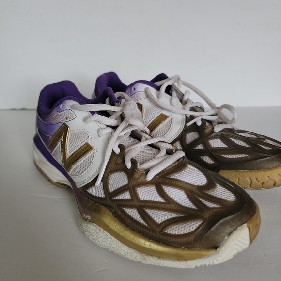 New Balance Shoes - New Balance Men’s 996 Tennis Court Shoes Size 8 WC996GSW